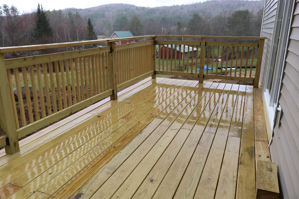 6 Dove Lane Canaan NH 03741