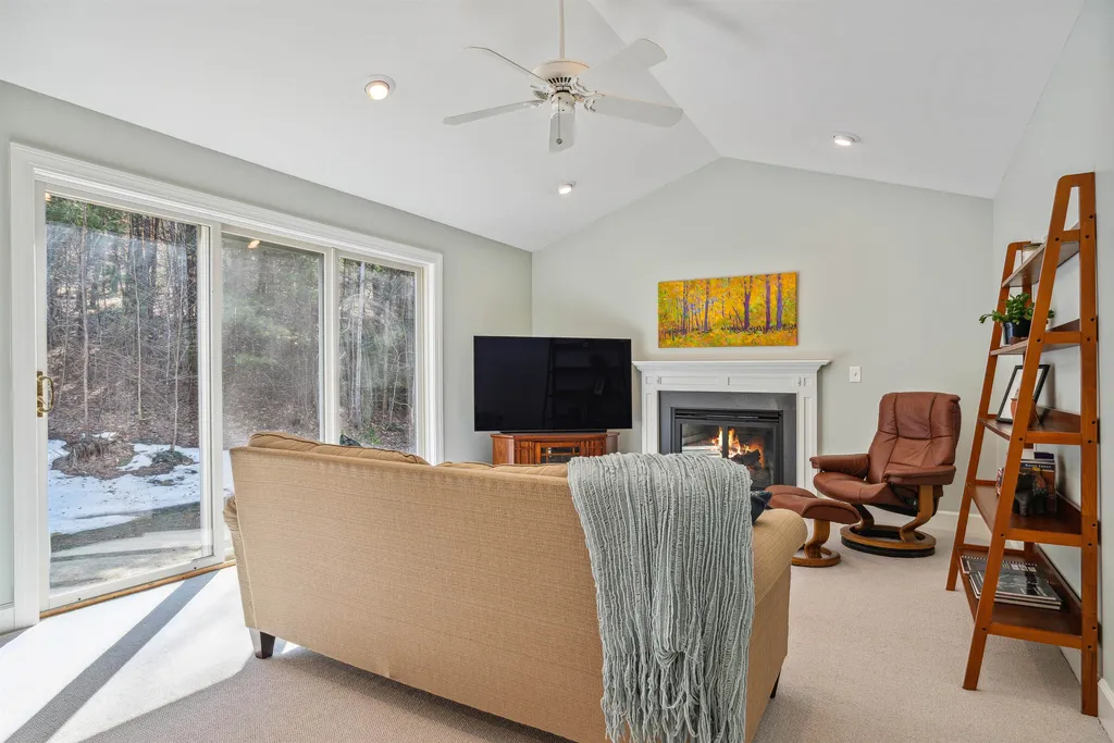 358 Cowdrey Path Woodstock VT 05071
