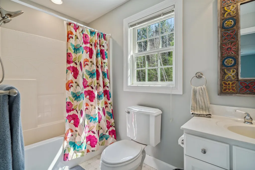358 Cowdrey Path Woodstock VT 05071