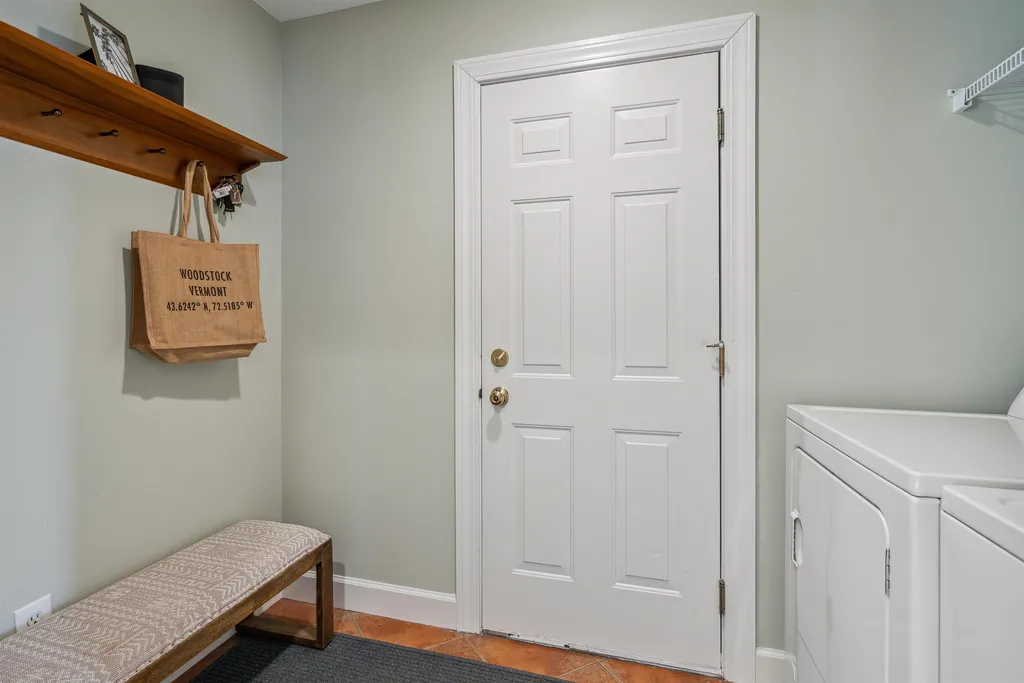 358 Cowdrey Path Woodstock VT 05071