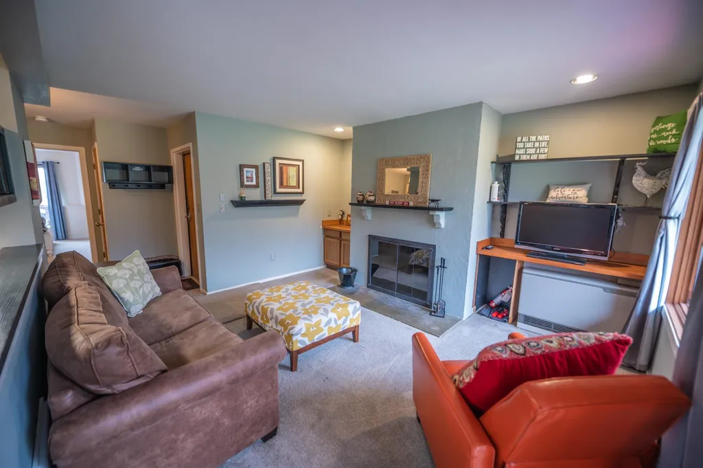 2m Carinthia Road Dover VT 05356