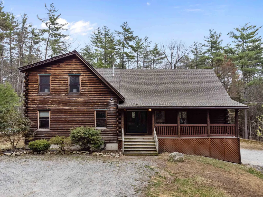 64 Saunders Hill Road New Boston NH 03070