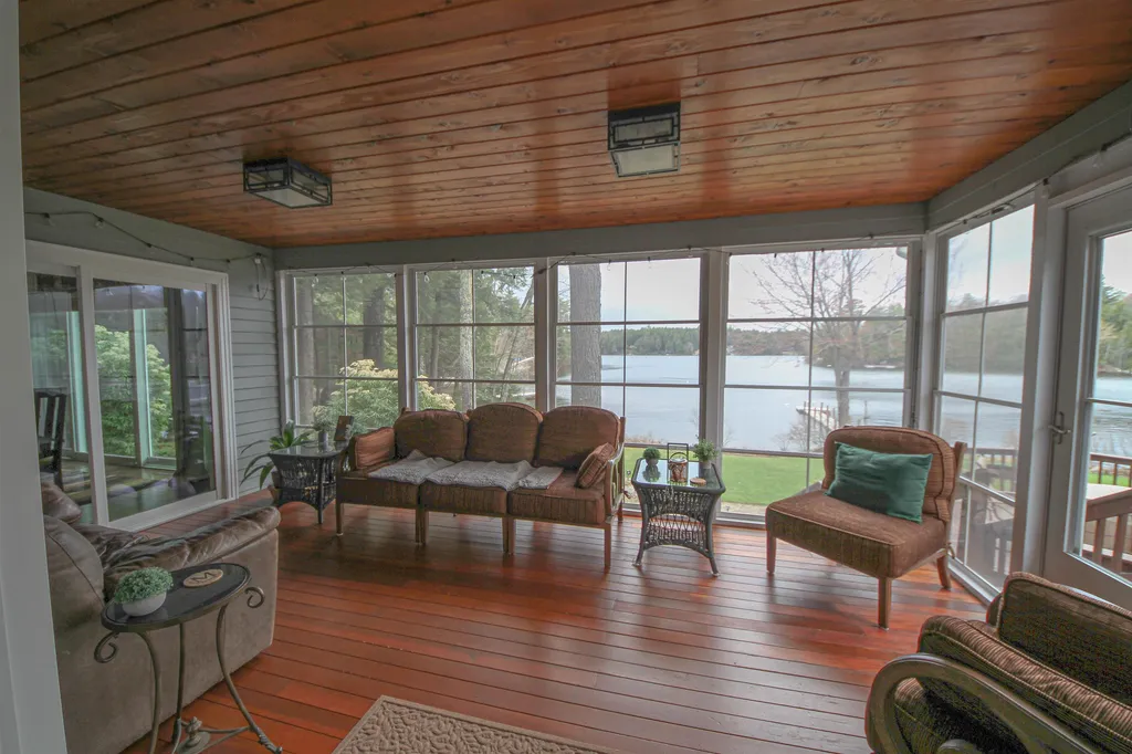 40 Black's Landing Road Moultonborough NH 03254