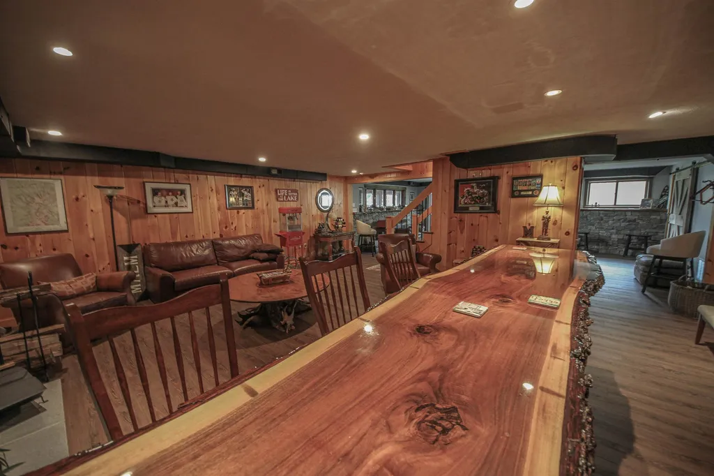 40 Black's Landing Road Moultonborough NH 03254