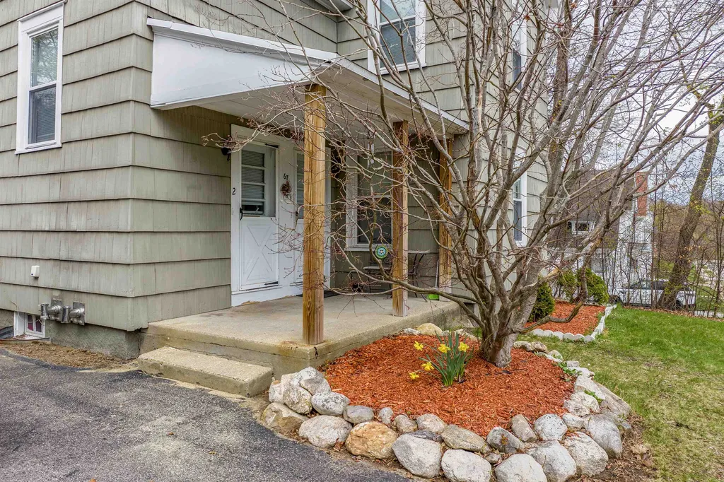 67 Riddle Street Manchester NH 03102