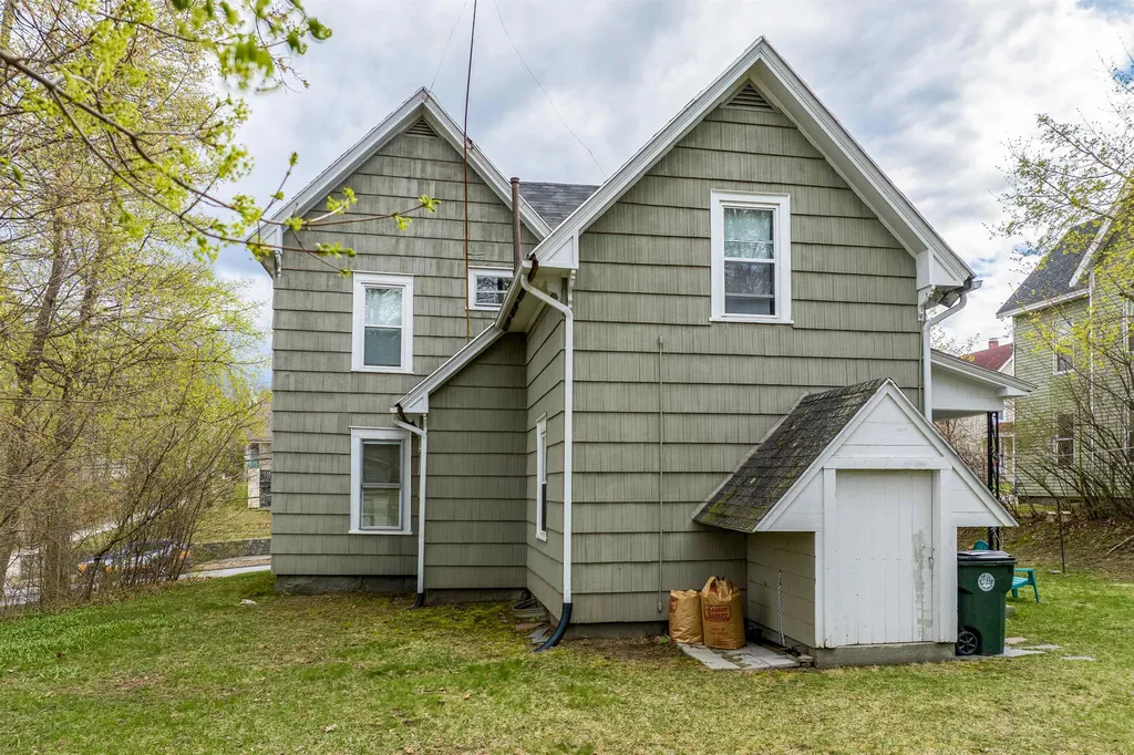 67 Riddle Street Manchester NH 03102