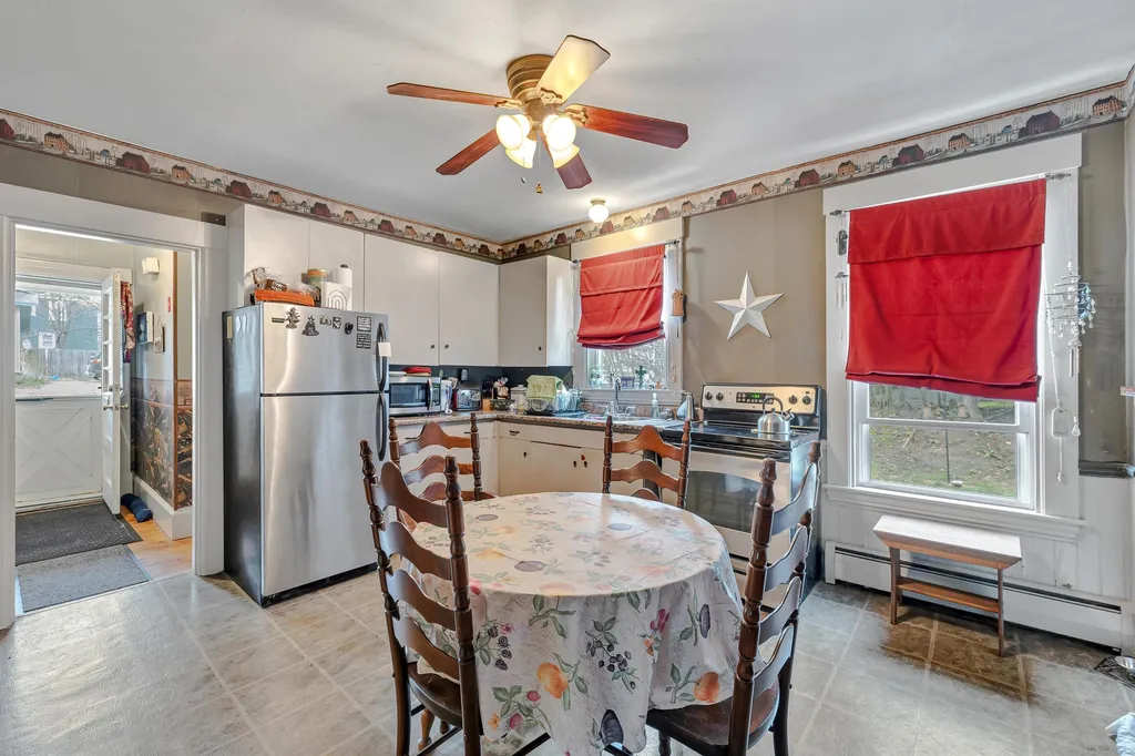 67 Riddle Street Manchester NH 03102
