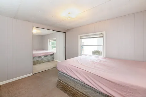 343 Old Lake Shore Road Gilford NH 03249