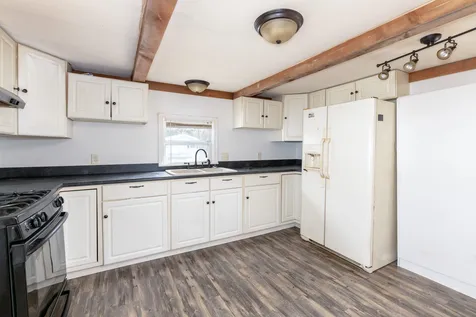343 Old Lake Shore Road Gilford NH 03249