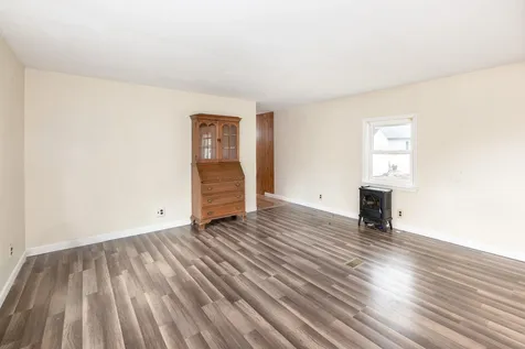 343 Old Lake Shore Road Gilford NH 03249