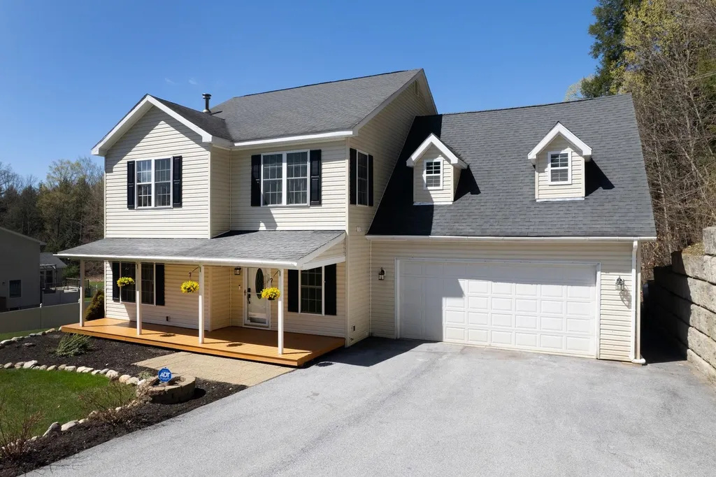 68 Amanda Drive Rutland Town VT 05701