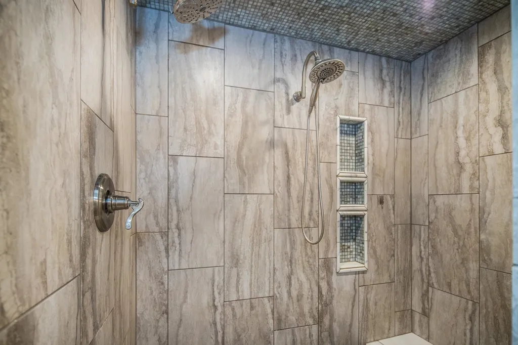 68 Amanda Drive Rutland Town VT 05701