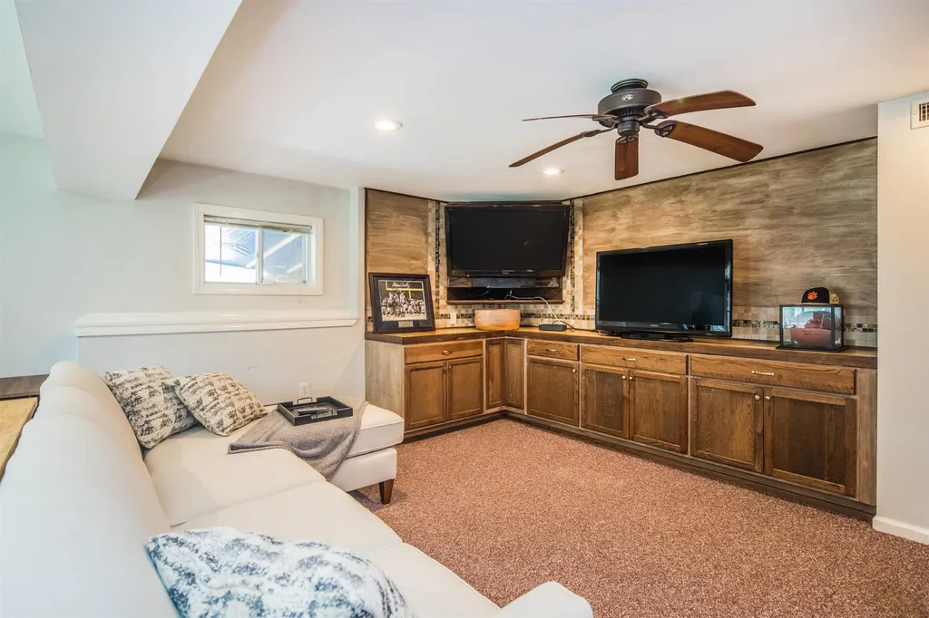 68 Amanda Drive Rutland Town VT 05701