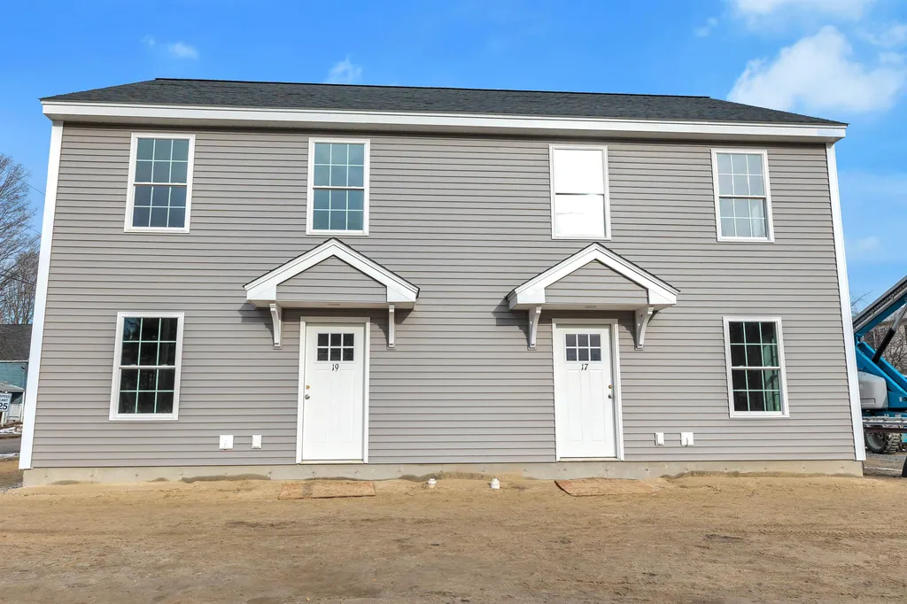 19 Myrtle Street Hillsborough NH 03244