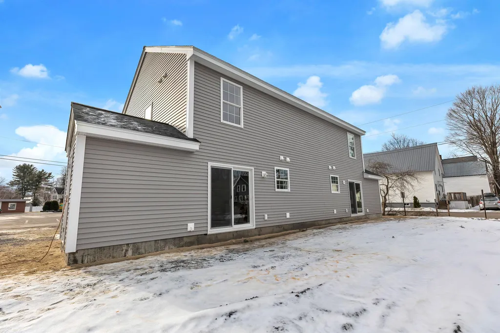 19 Myrtle Street Hillsborough NH 03244