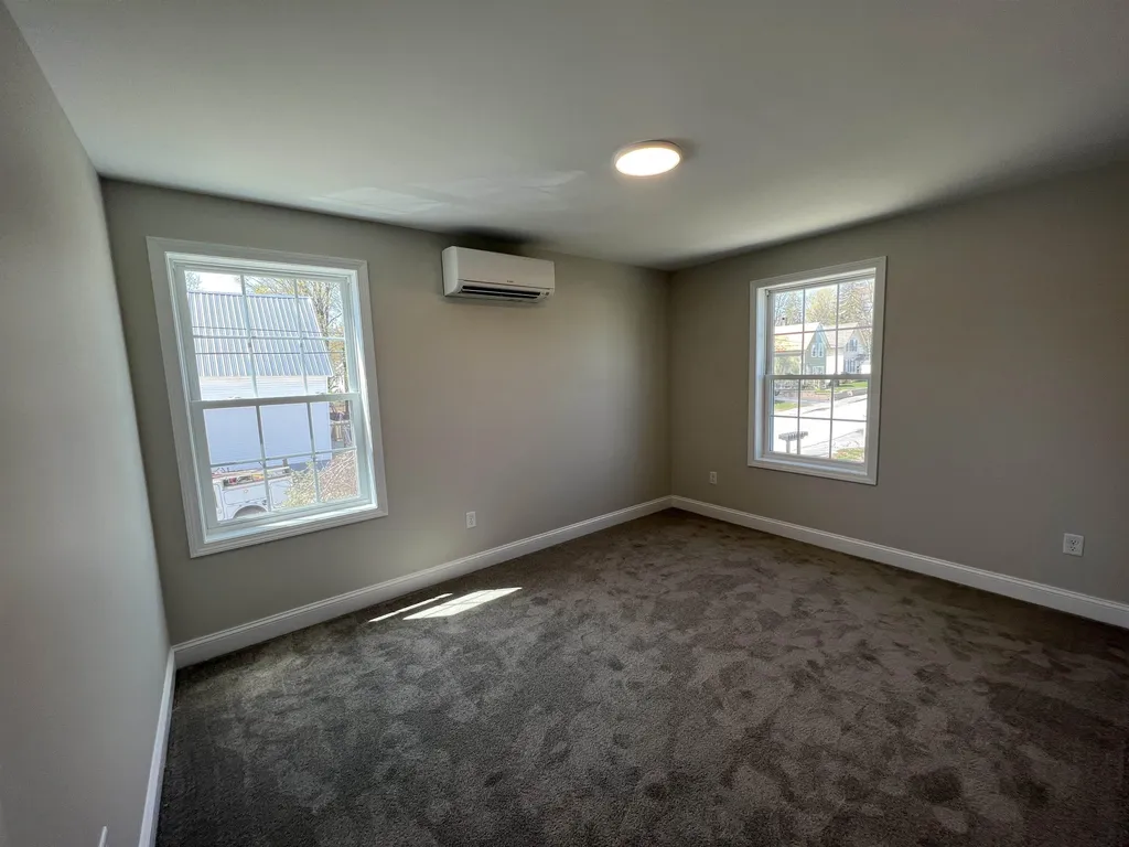 19 Myrtle Street Hillsborough NH 03244