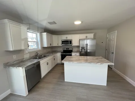 19 Myrtle Street Hillsborough NH 03244