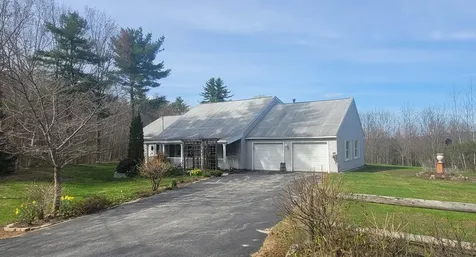 13 Hillview Drive Chichester NH 03258