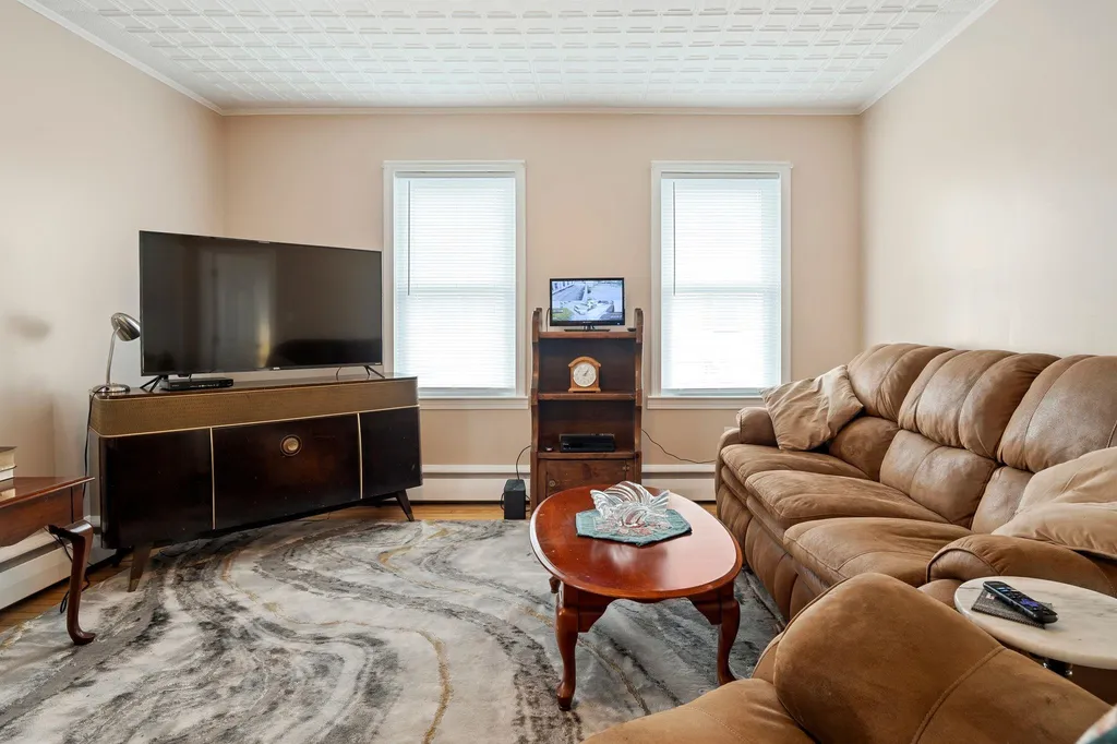579 Granite Street Manchester NH 03102