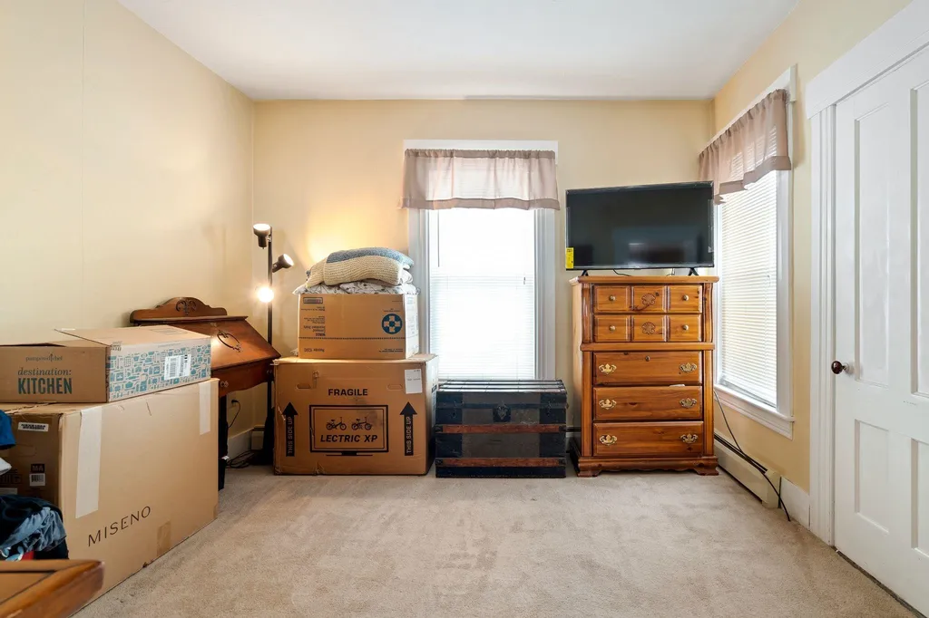 579 Granite Street Manchester NH 03102