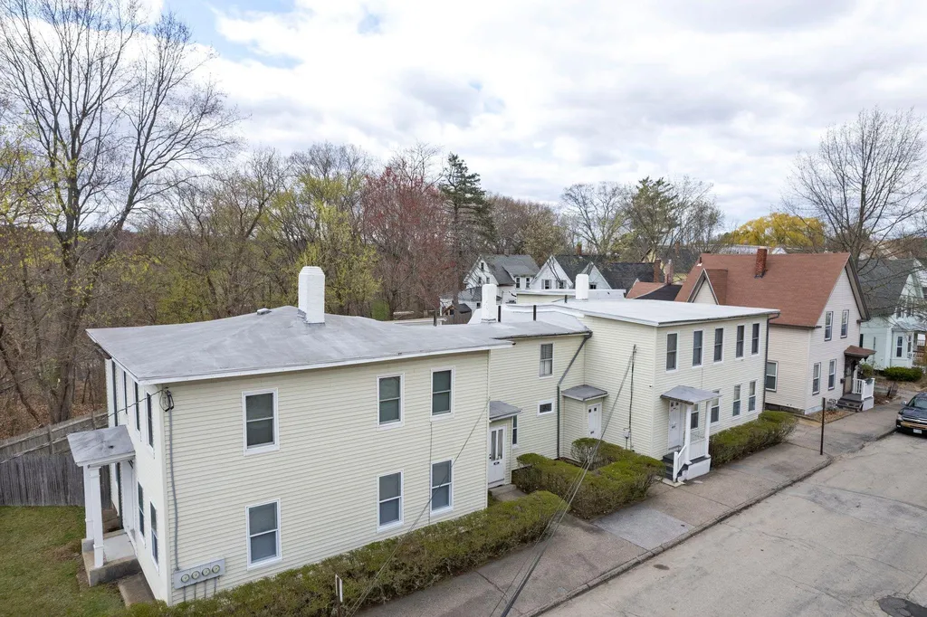 579 Granite Street Manchester NH 03102