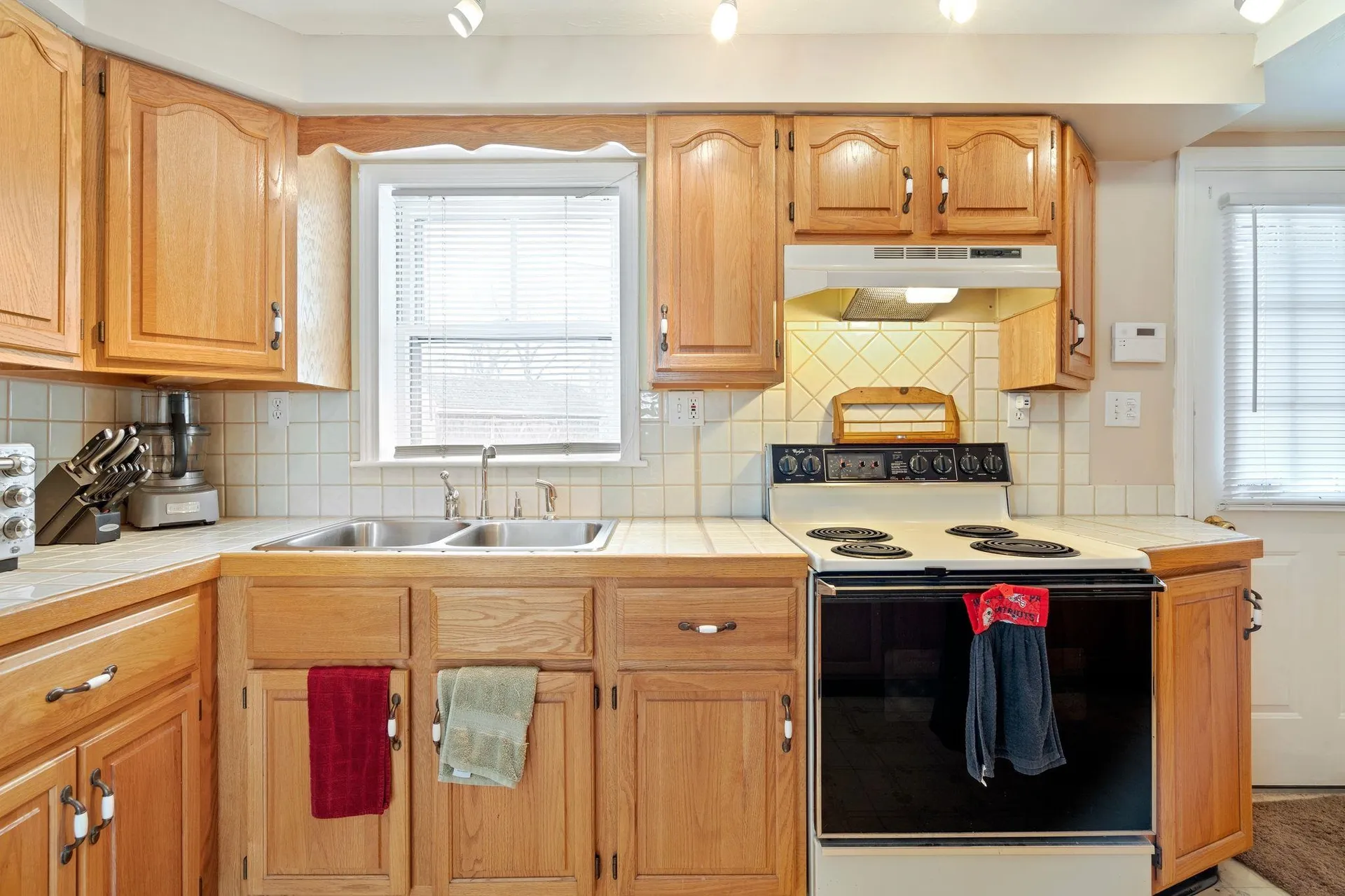 579 Granite Street Manchester NH 03102