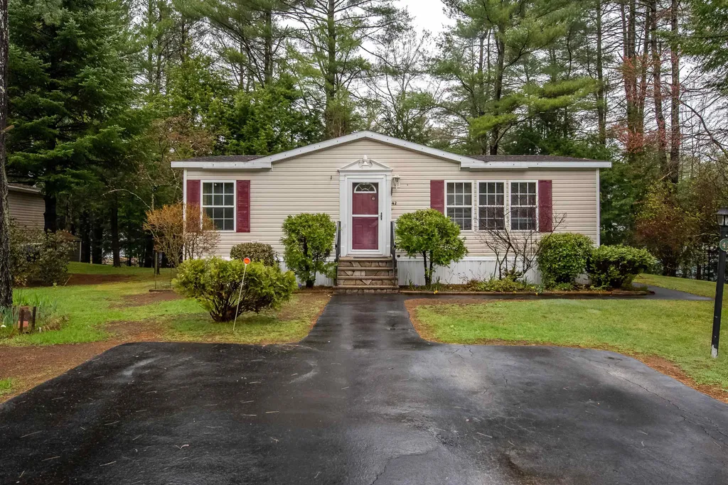 47 Murray Drive Rochester NH 03868