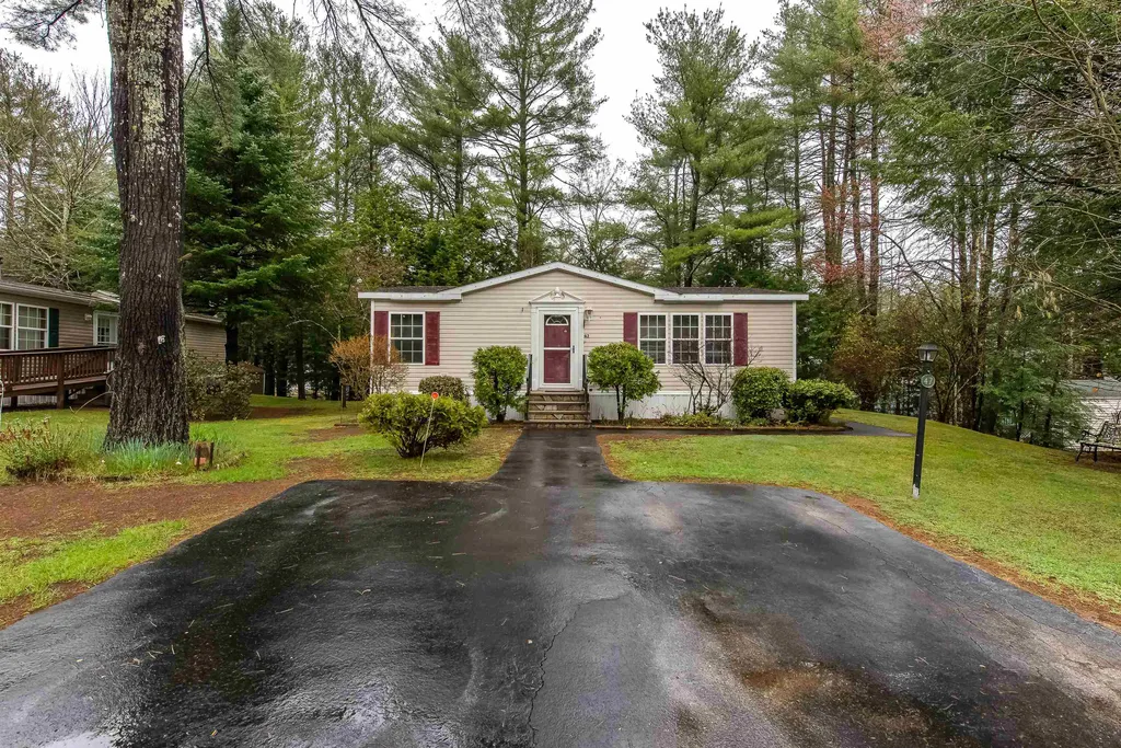 47 Murray Drive Rochester NH 03868