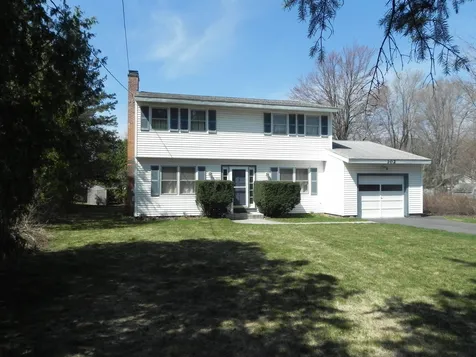 102 Logwood Street South Burlington VT 05403