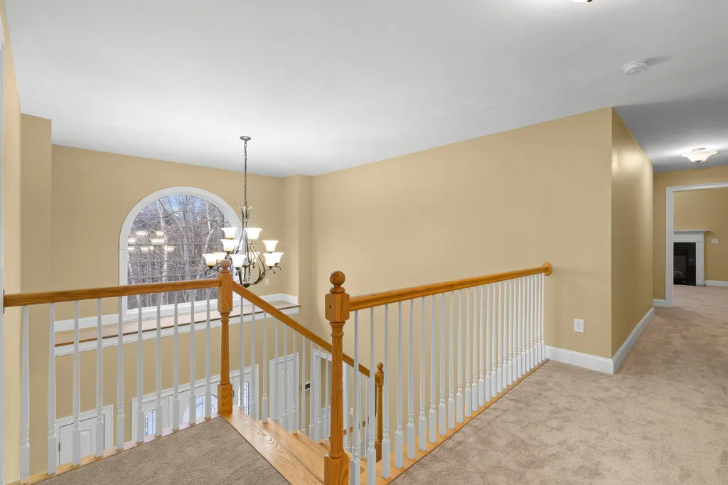 18 Longmeadow Road Windham NH 03087