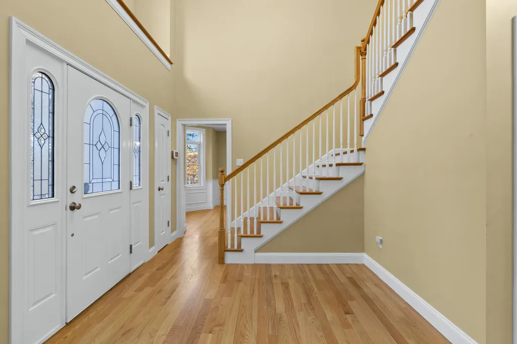 18 Longmeadow Road Windham NH 03087