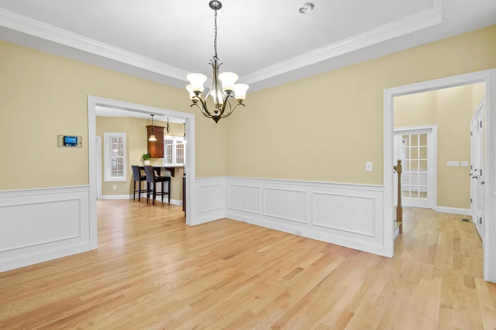18 Longmeadow Road Windham NH 03087