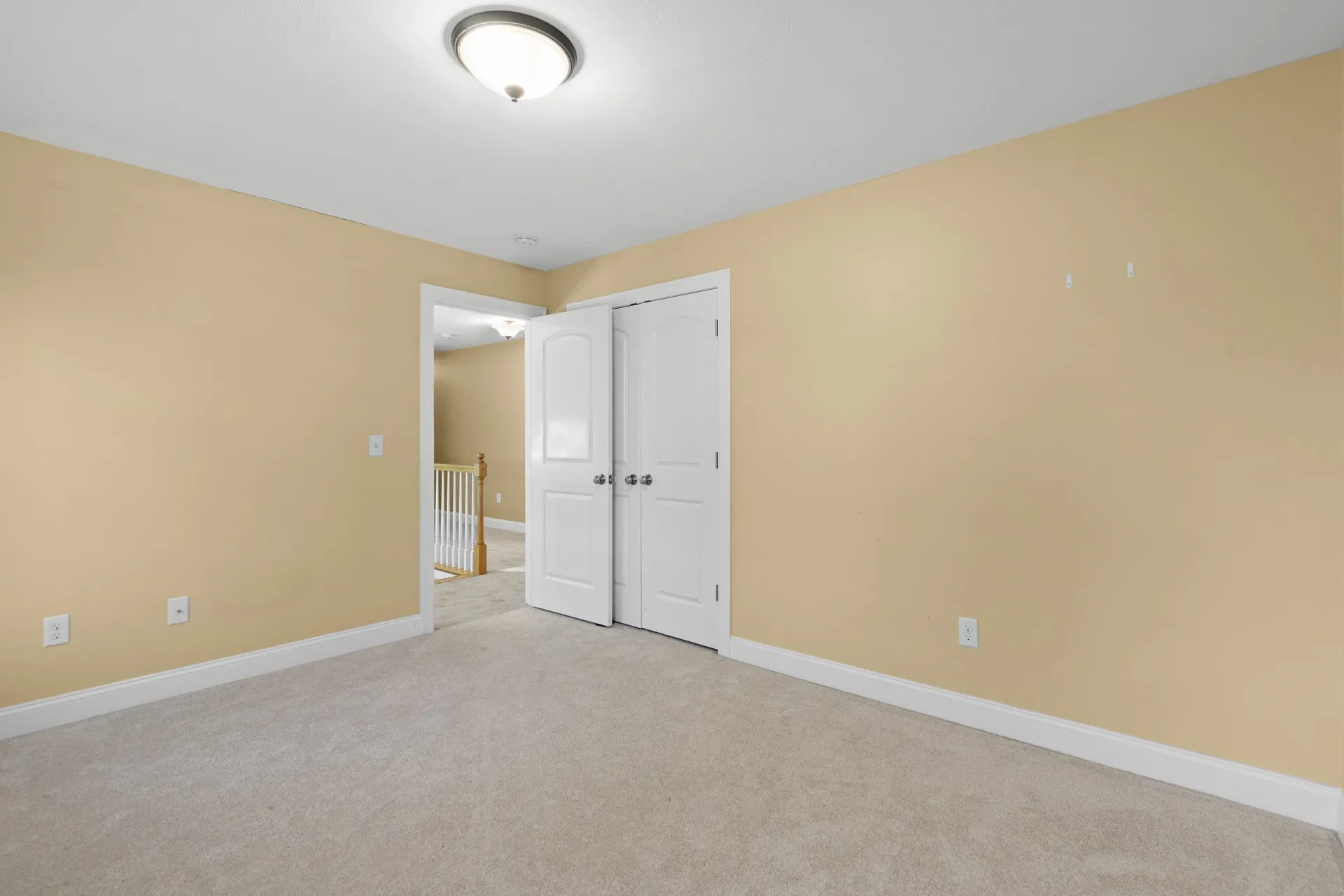 18 Longmeadow Road Windham NH 03087
