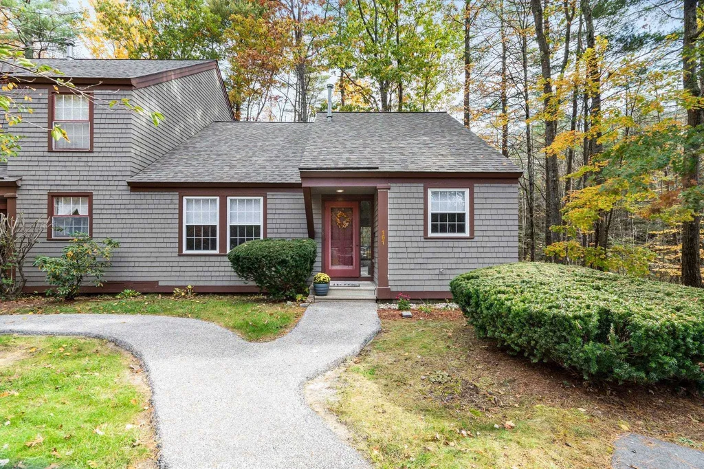 1465 Hooksett Road Hooksett NH 03106