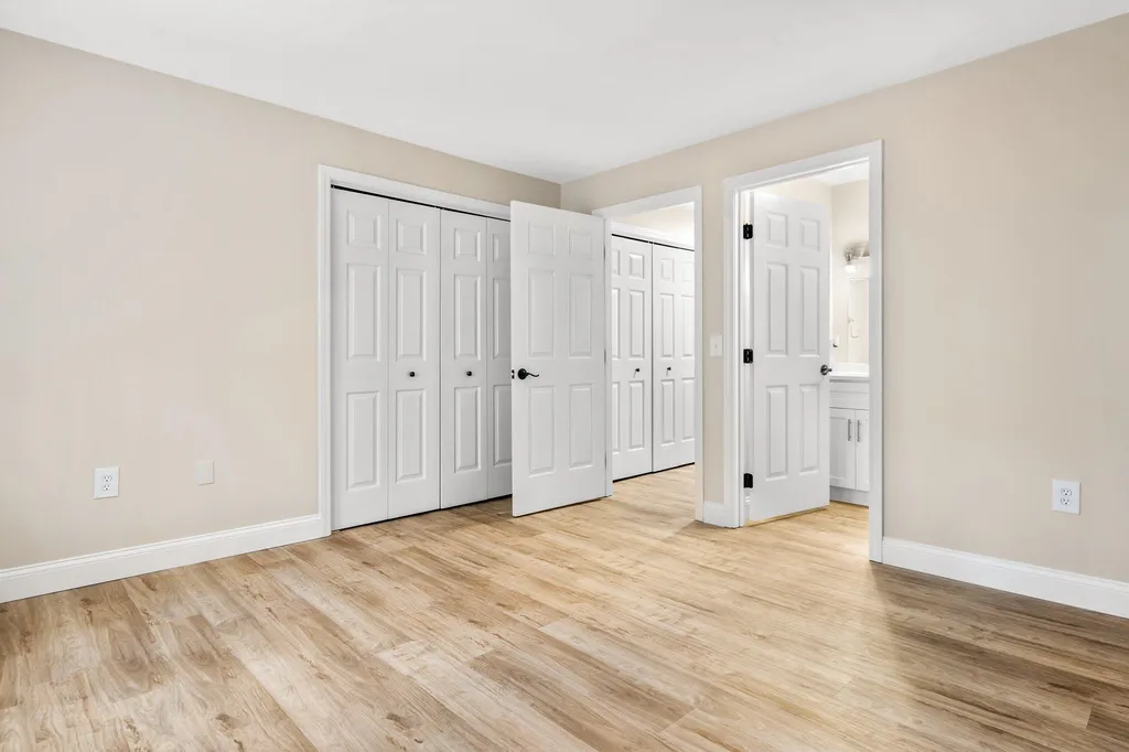 1465 Hooksett Road Hooksett NH 03106