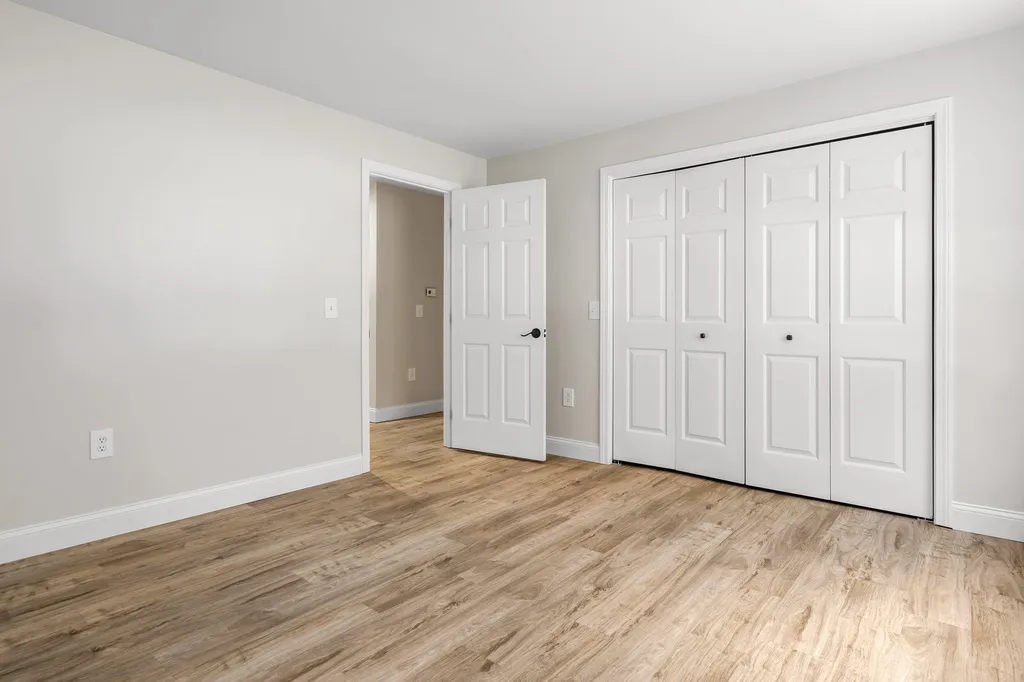 1465 Hooksett Road Hooksett NH 03106