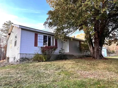 479 Chestnut Hill Road Farmington NH 03835