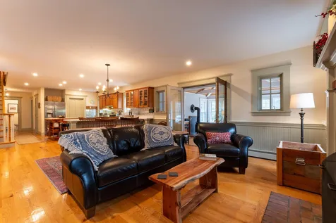 20 Wildes Way Weston VT 05161