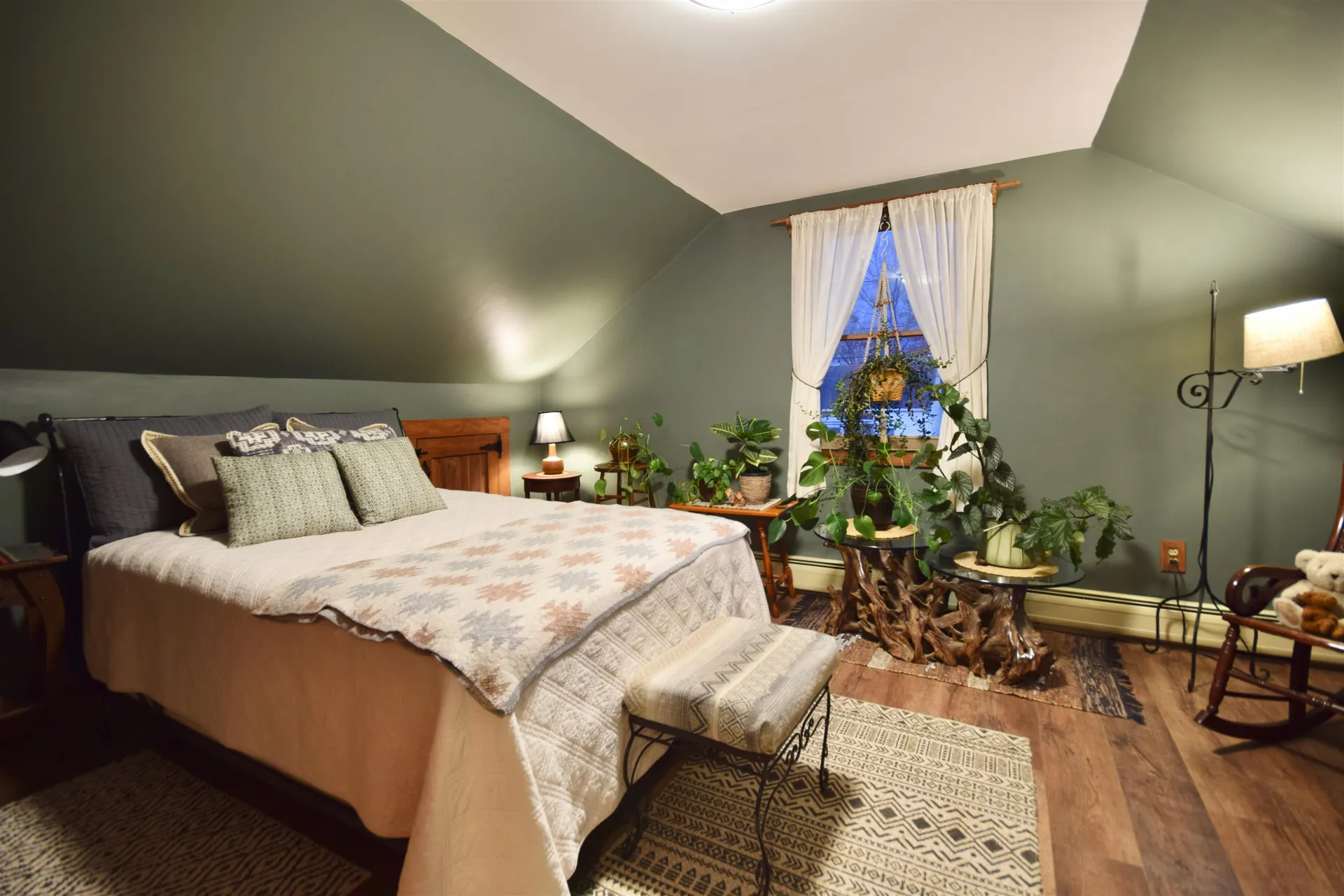 98 Cayuga Court Burlington VT 05408