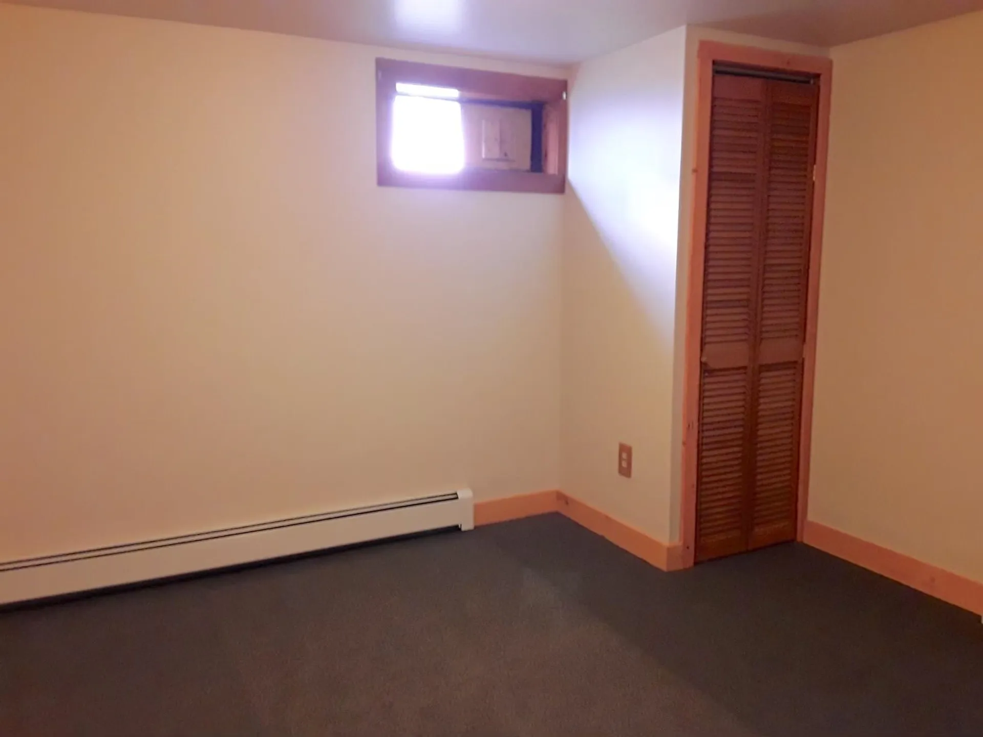 98 Cayuga Court Burlington VT 05408