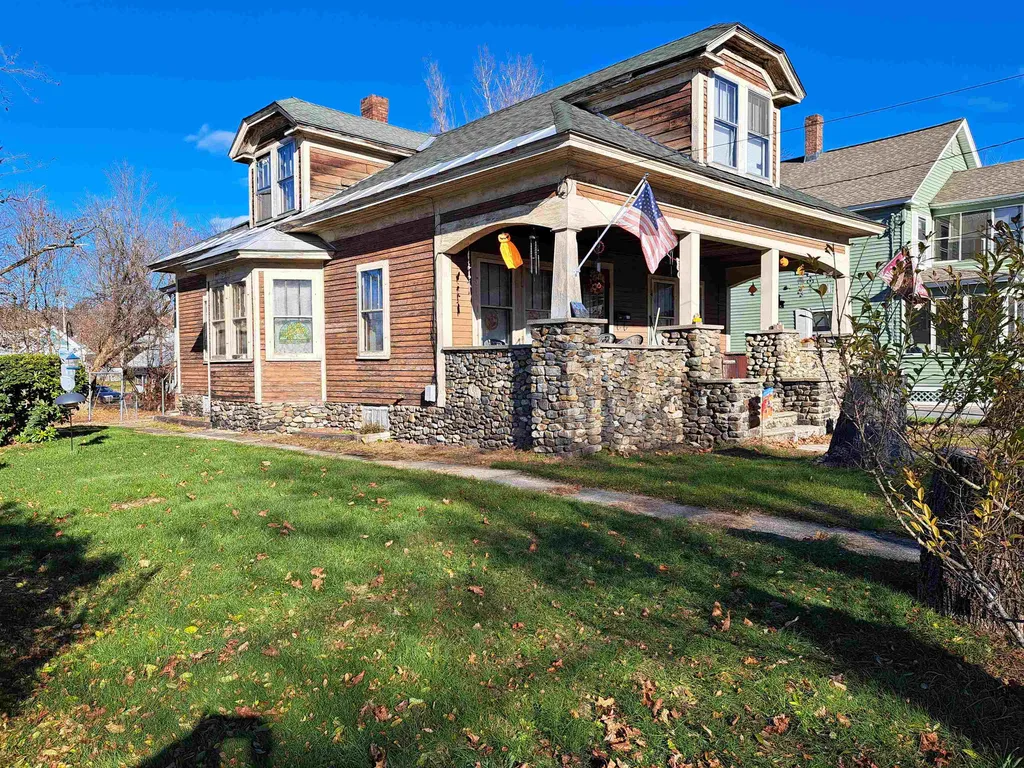 18 Barnes Street Claremont NH 03743