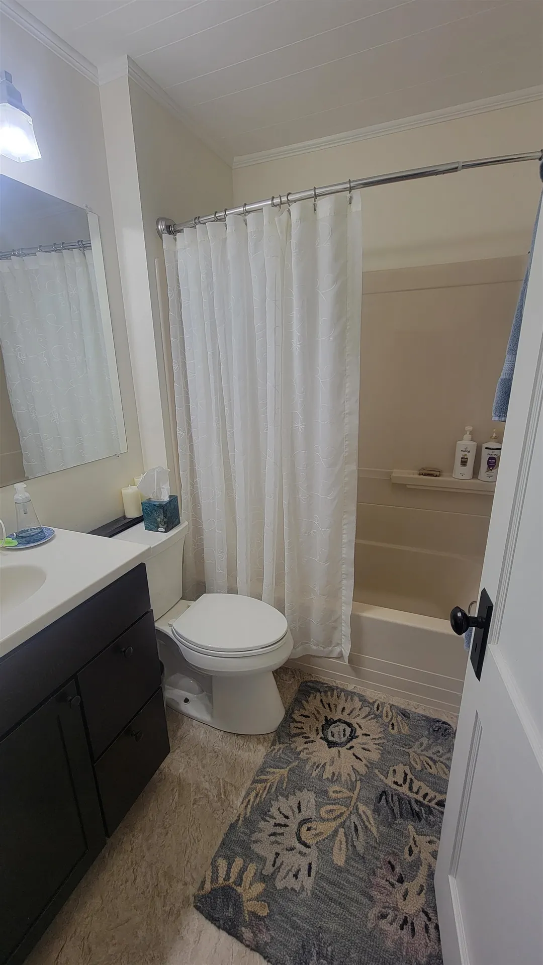 6 Charles Street Claremont NH 03743