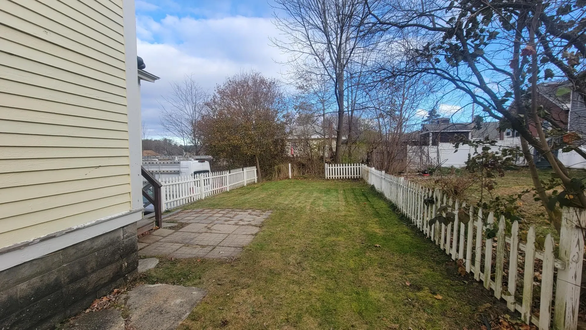 6 Charles Street Claremont NH 03743