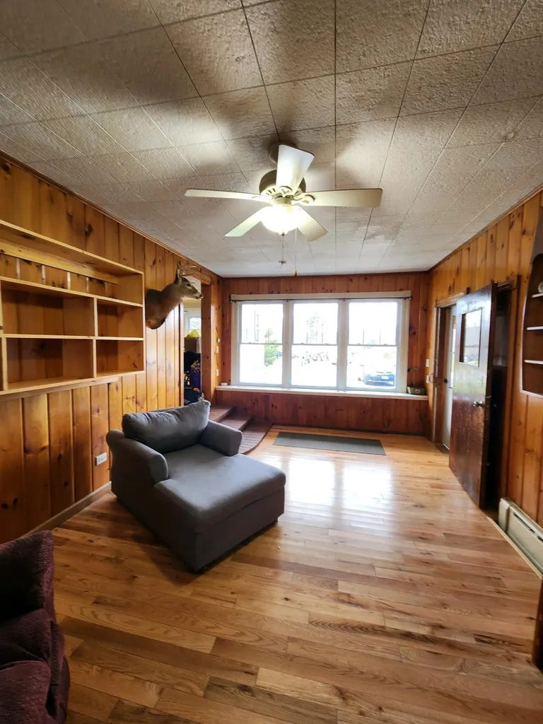 58 Hamilton Place Extension Richford VT 05476