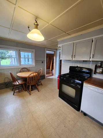 58 Hamilton Place Extension Richford VT 05476