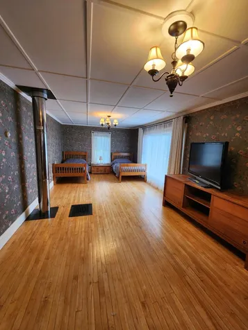 58 Hamilton Place Extension Richford VT 05476