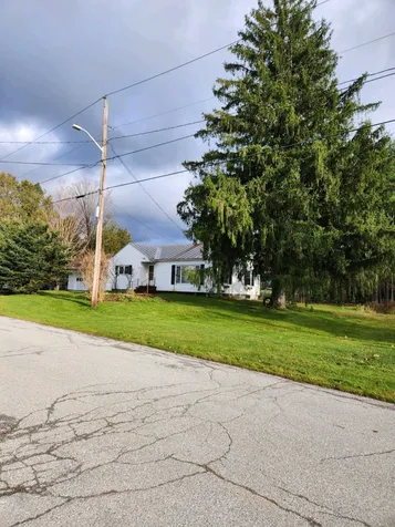 58 Hamilton Place Extension Richford VT 05476