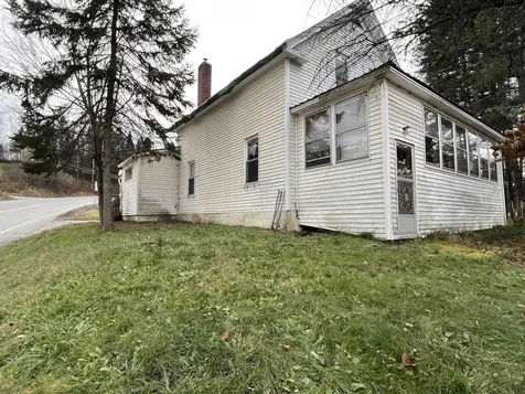 27 Bridge Street Stewartstown NH 03597