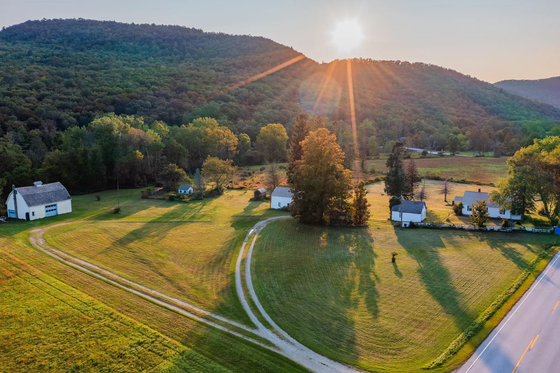 5827 Vt 313 Arlington VT 05250