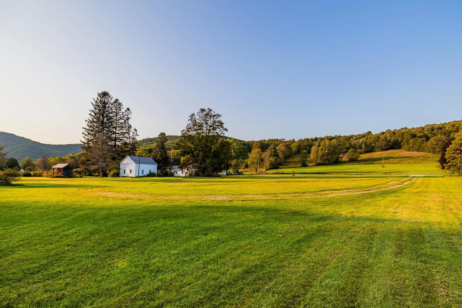 5827 Vt 313 Arlington VT 05250